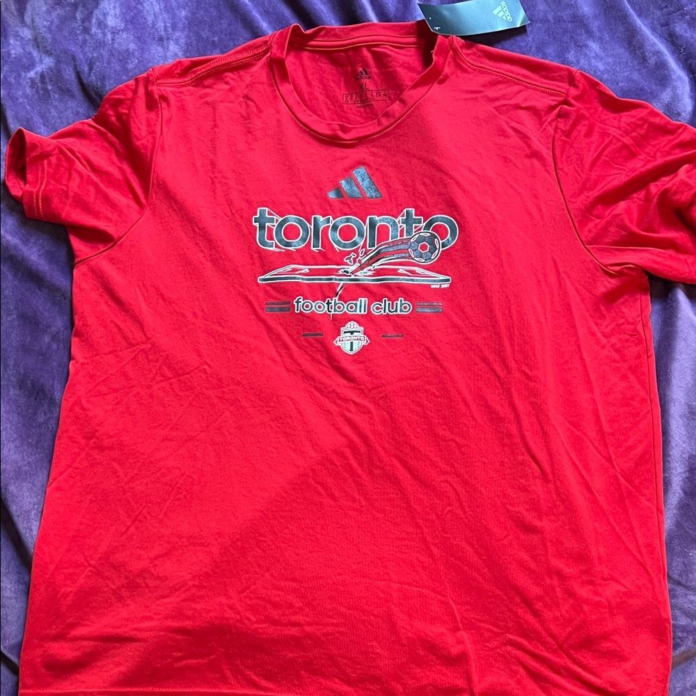 Adidas Red Toronto Football Club FC Tee (Men’s XL)